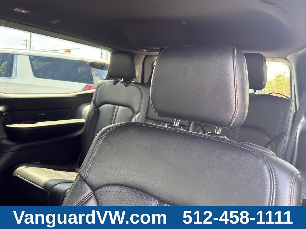 Used 2025 Jeep Wagoneer Series II RWD image 27