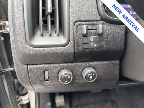 Used 2020 Chevrolet Colorado ZR2 image 19