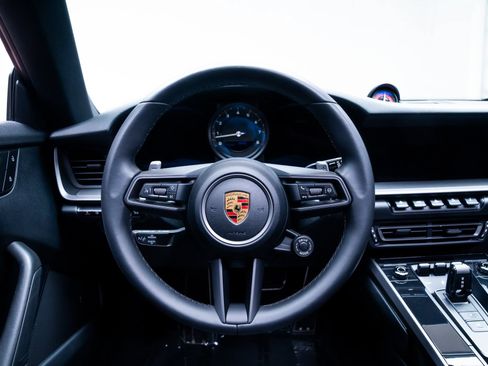 Used 2022 Porsche 911 Carrera 4S AWD/4WD image 12