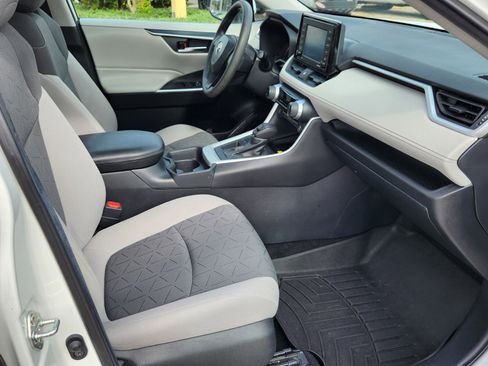 Certified 2021 Toyota RAV4 XLE image 11