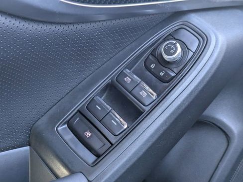 Used 2019 Subaru Crosstrek 2.0i Limited w/ Moonroof Package w/Navigation AWD/4WD image 28