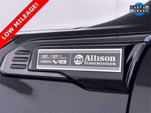 Used 2025 GMC Sierra 2500 AT4 image 33