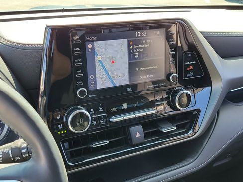 Certified 2020 Toyota Highlander Limited AWD/4WD image 30