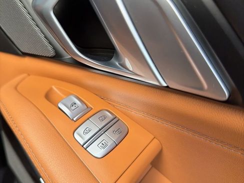 Used 2024 BMW X7 xDrive40i image 19