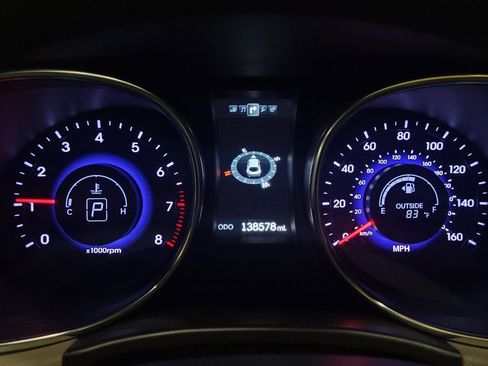 Used 2015 Hyundai Santa Fe GLS w/ Option Group 03 FWD image 23