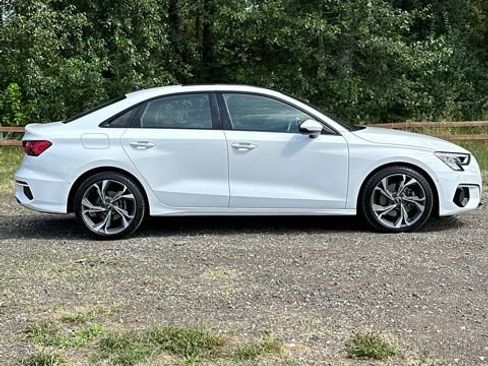 Used 2023 Audi A3 2.0T Premium Plus w/ Premium Plus Package AWD/4WD image 9