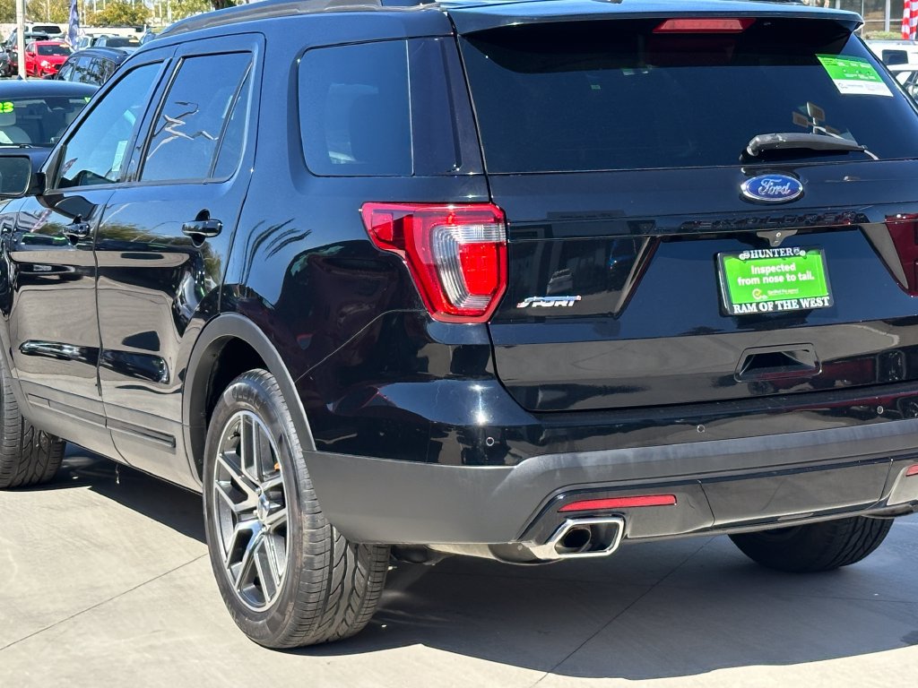 Used 2017 Ford Explorer Sport w/ Equipment Group 401A AWD/4WD image 6