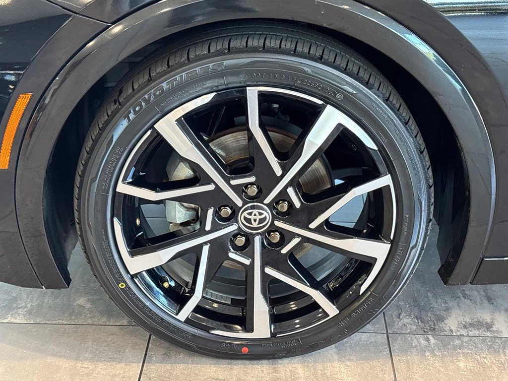 Used 2024 Toyota Prius Prime FWD image 38
