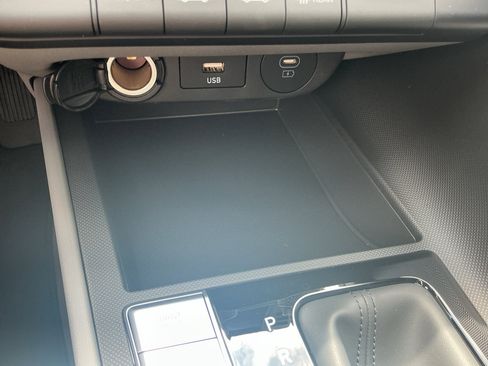 New 2026 Hyundai Elantra SE FWD image 28