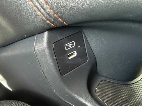 Used 2025 Honda HR-V Sport image 26