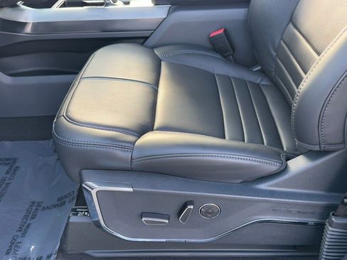 New 2025 Ford F150 Platinum w/ FX4 Off-Road Package image 26