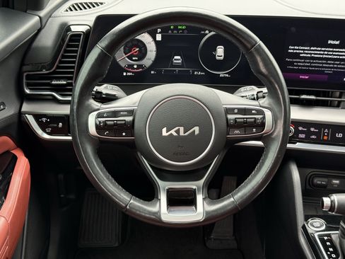 Used 2024 Kia Sportage SX AWD/4WD image 15
