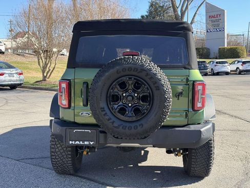 Used 2022 Ford Bronco Wildtrak image 21