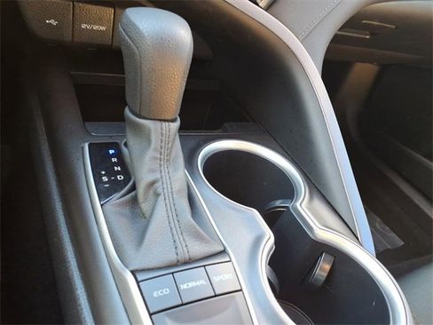 Certified 2023 Toyota Camry LE image 21