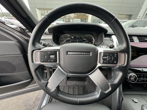 Certified 2023 Land Rover Discovery S R-Dynamic image 19