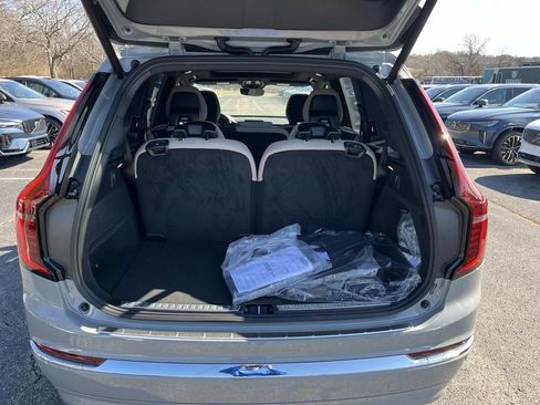 New 2026 Volvo XC90 T8 Plus AWD/4WD image 12