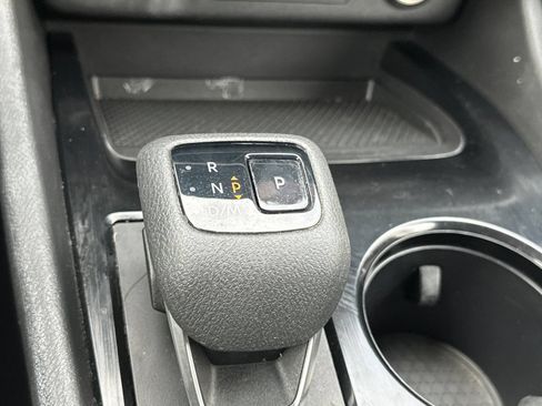 Used 2023 Nissan Rogue SV FWD image 25