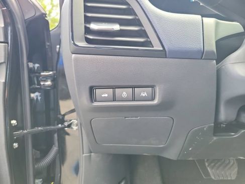 New 2026 Nissan Sentra SL w/ Floor Mat Package FWD image 18