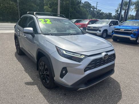 Used 2022 Toyota RAV4 Limited AWD/4WD image 10