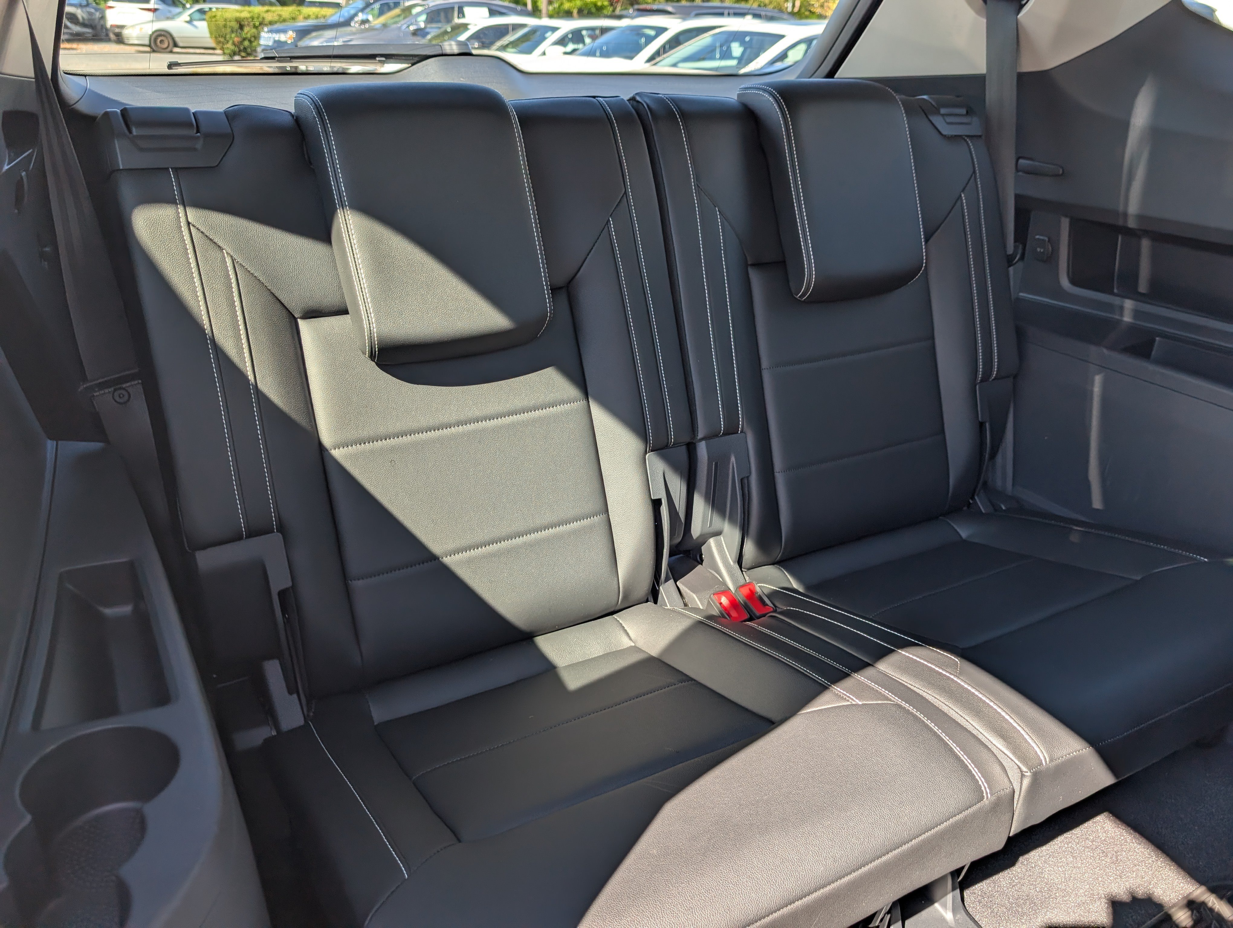 Used 2023 Volkswagen Atlas SE AWD/4WD image 13