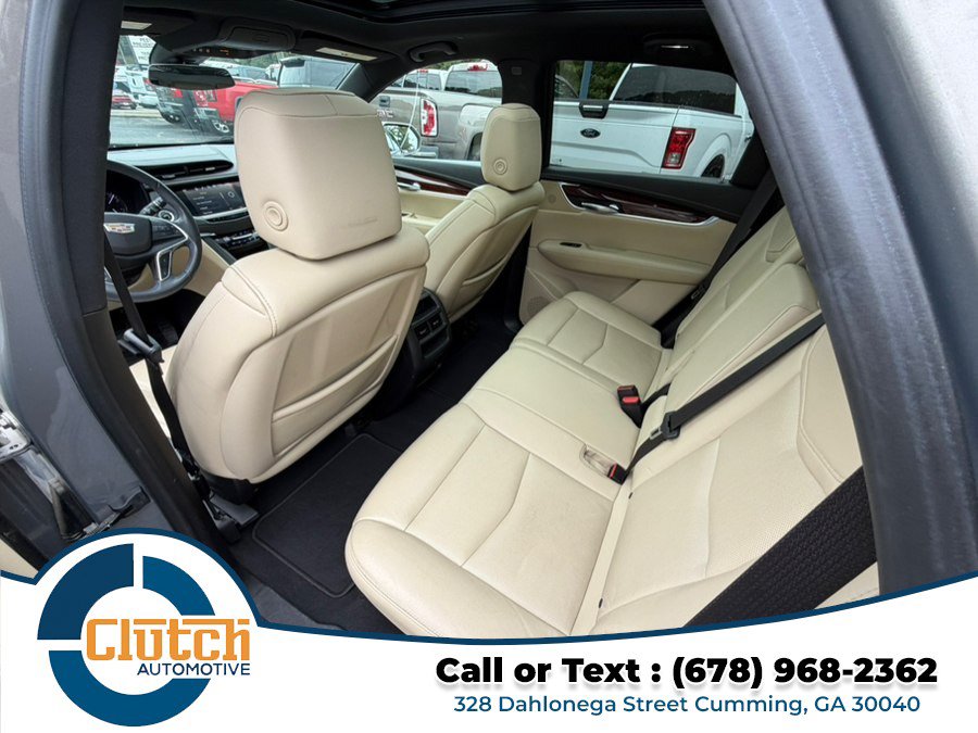 Used 2018 Cadillac XT5 FWD Premium Luxury w/ Driver Awareness Package image 17