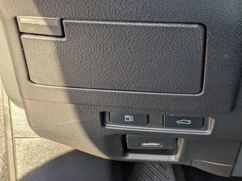 Used 2022 Lexus ES 350 w/ Premium Package image 23