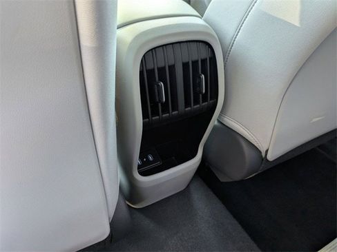 Certified 2025 Hyundai Kona SEL image 13