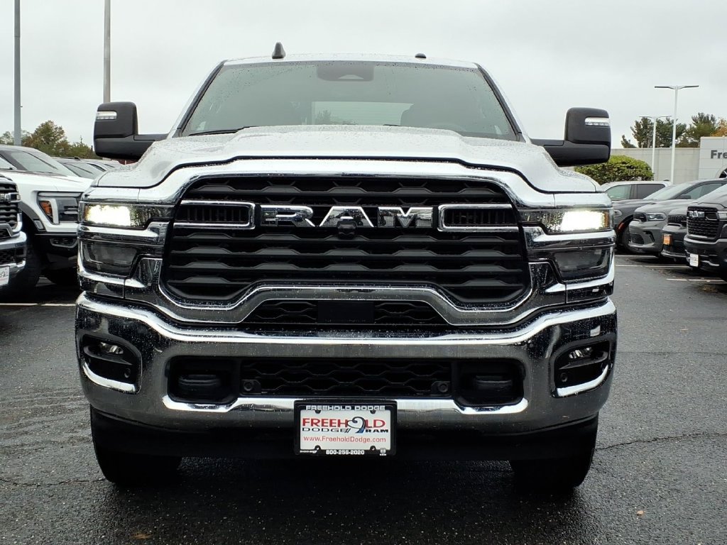 Used 2026 RAM 2500 Big Horn AWD/4WD image 2