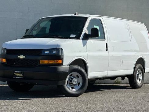 New 2026 Chevrolet Express 2500 w/ Driver Convenience Package RWD image 10