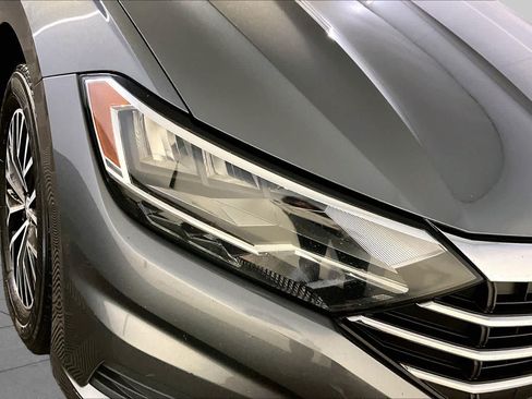 Used 2019 Volkswagen Jetta SE FWD image 27