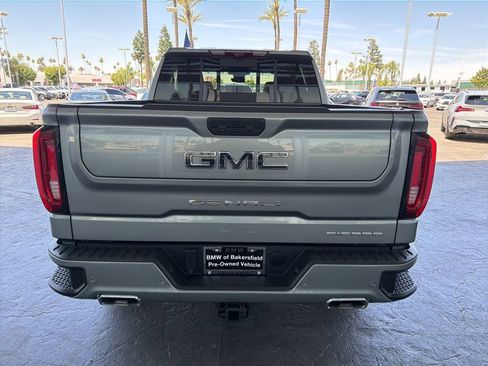 Used 2023 GMC Sierra 1500 Denali Ultimate AWD/4WD image 4