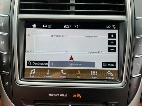 Used 2018 Lincoln MKX Reserve w/ Luxury Package image 26