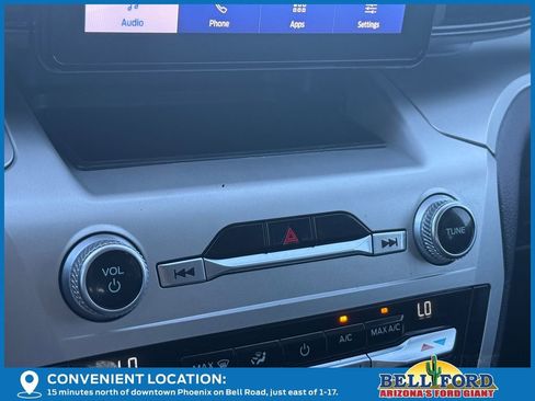 Used 2020 Ford Explorer XLT image 25