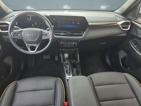 Used 2024 Chevrolet TrailBlazer ACTIV w/ Driver Confidence Package FWD image 14
