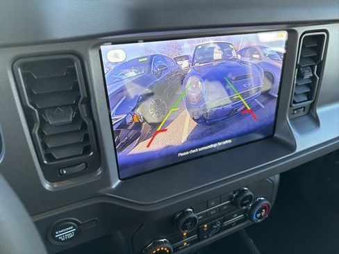 New 2025 Ford Bronco 4-Door image 11
