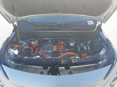 Used 2022 Chevrolet Bolt EUV Premier w/ Sun & Sound Package image 29