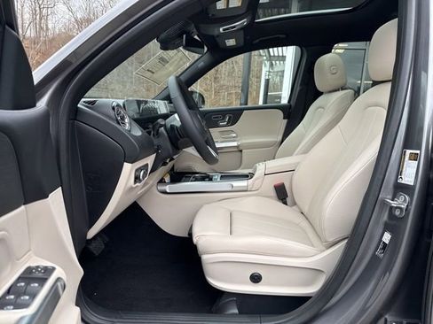New 2026 Mercedes-Benz GLB 250 4MATIC image 19