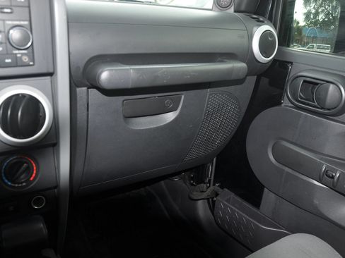 Used 2008 Jeep Wrangler Sahara w/ PWR Convenience Group AWD/4WD image 14