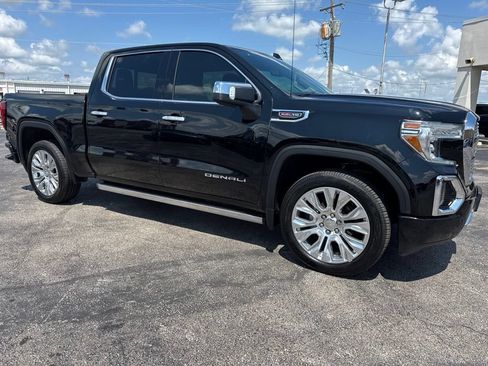 Used 2020 GMC Sierra 1500 Denali w/ Denali Ultimate Package AWD/4WD image 3