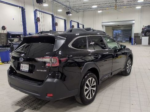 Certified 2025 Subaru Outback Premium image 15