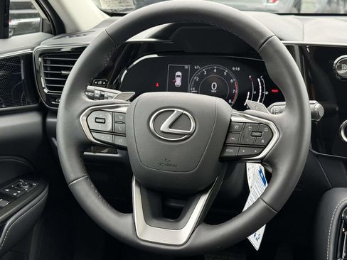 Used 2025 Lexus NX 350 AWD image 9