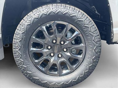 New 2025 Toyota Tacoma SR5 image 11