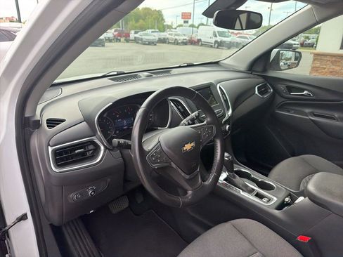 Used 2019 Chevrolet Equinox LT image 4