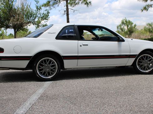Used 1988 Ford Thunderbird RWD image 21