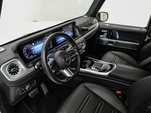 Used 2025 Mercedes-Benz G 550 w/ Exclusive Interior Package image 3