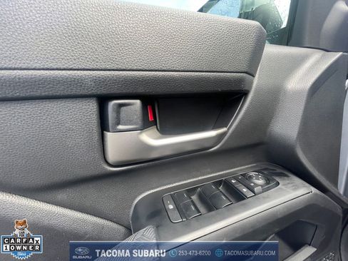 Used 2025 Toyota Tacoma TRD Off-Road image 11