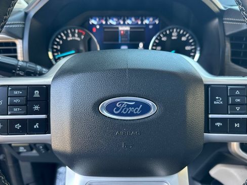 Used 2024 Ford Expedition Limited RWD image 23