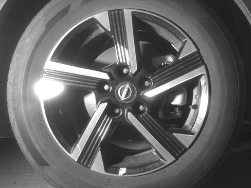 Used 2025 Nissan Sentra SV FWD image 13