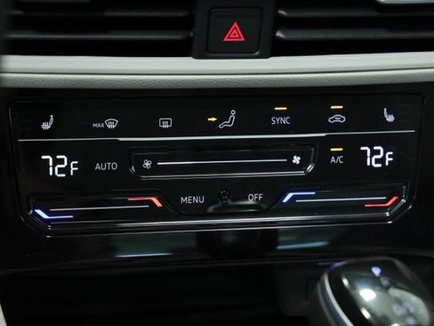 New 2026 Volkswagen Jetta SE FWD image 20