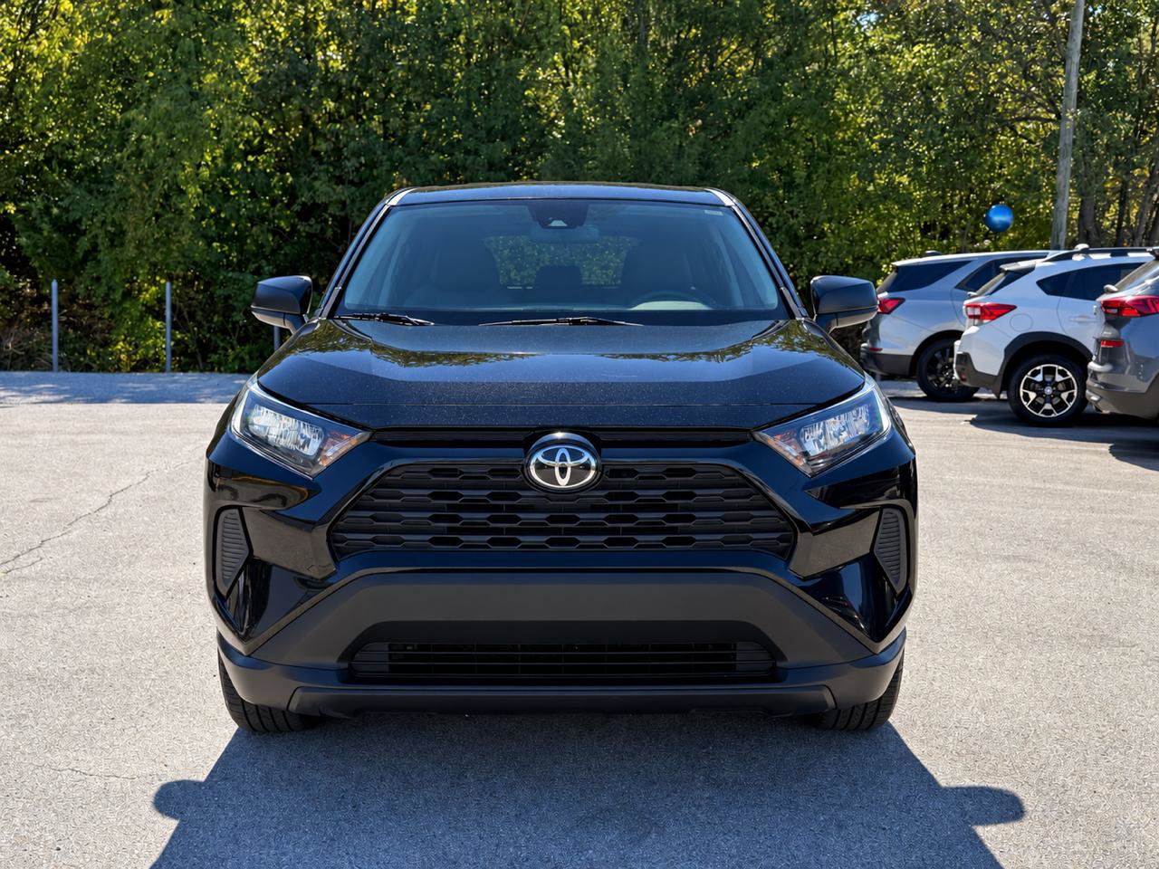 Used 2022 Toyota RAV4 LE FWD image 3